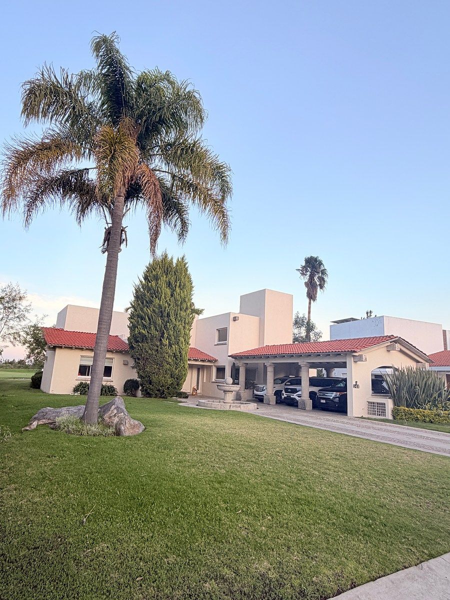 Casa em condomínio fechado em El Campanario, Querétaro, foto 25 de 35