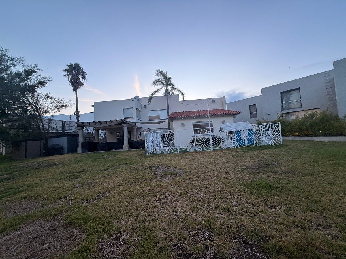 Casa em condomínio fechado em El Campanario, Querétaro, foto 33 de 35