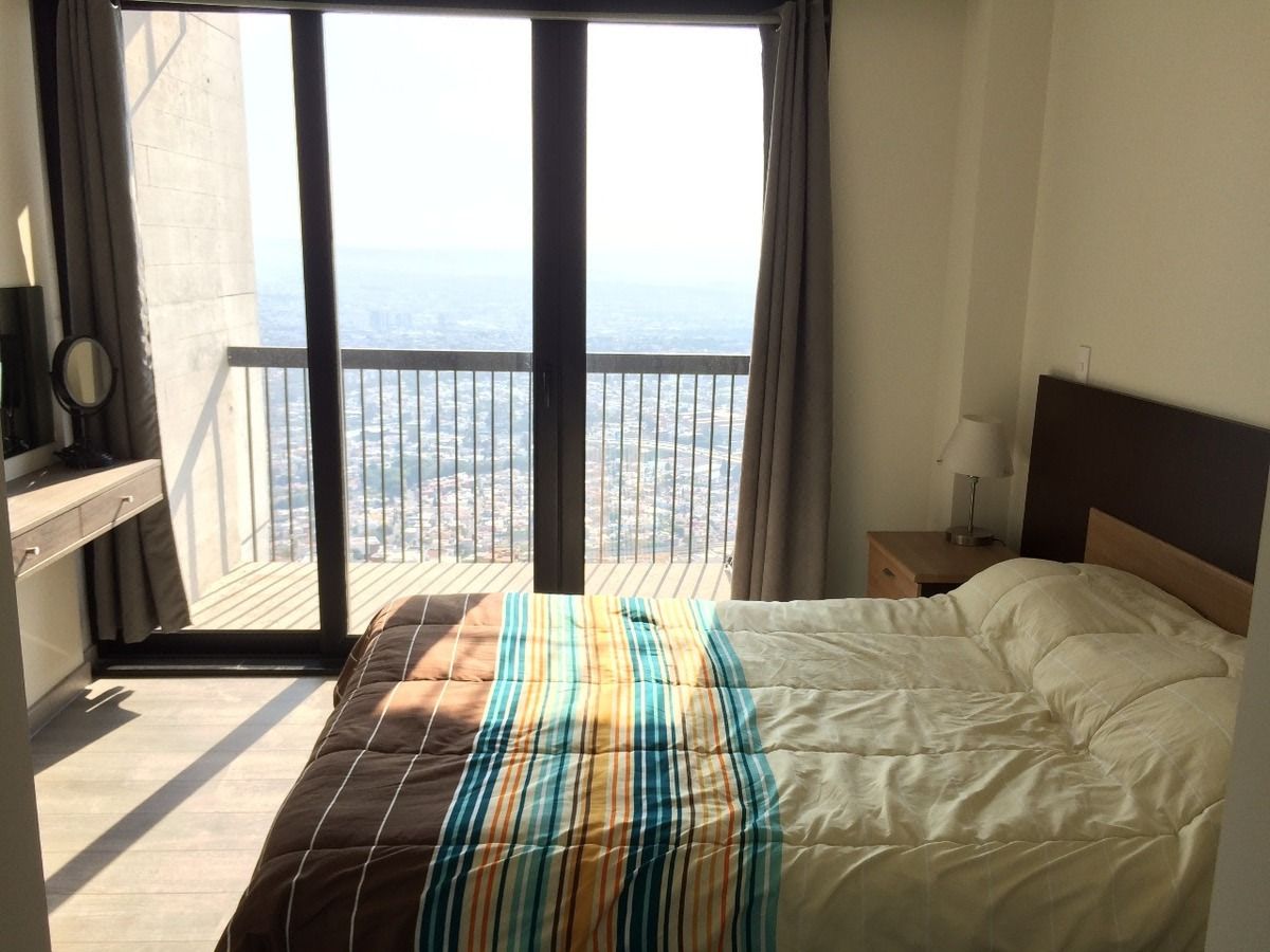 Penthouse Amueblado Adamant