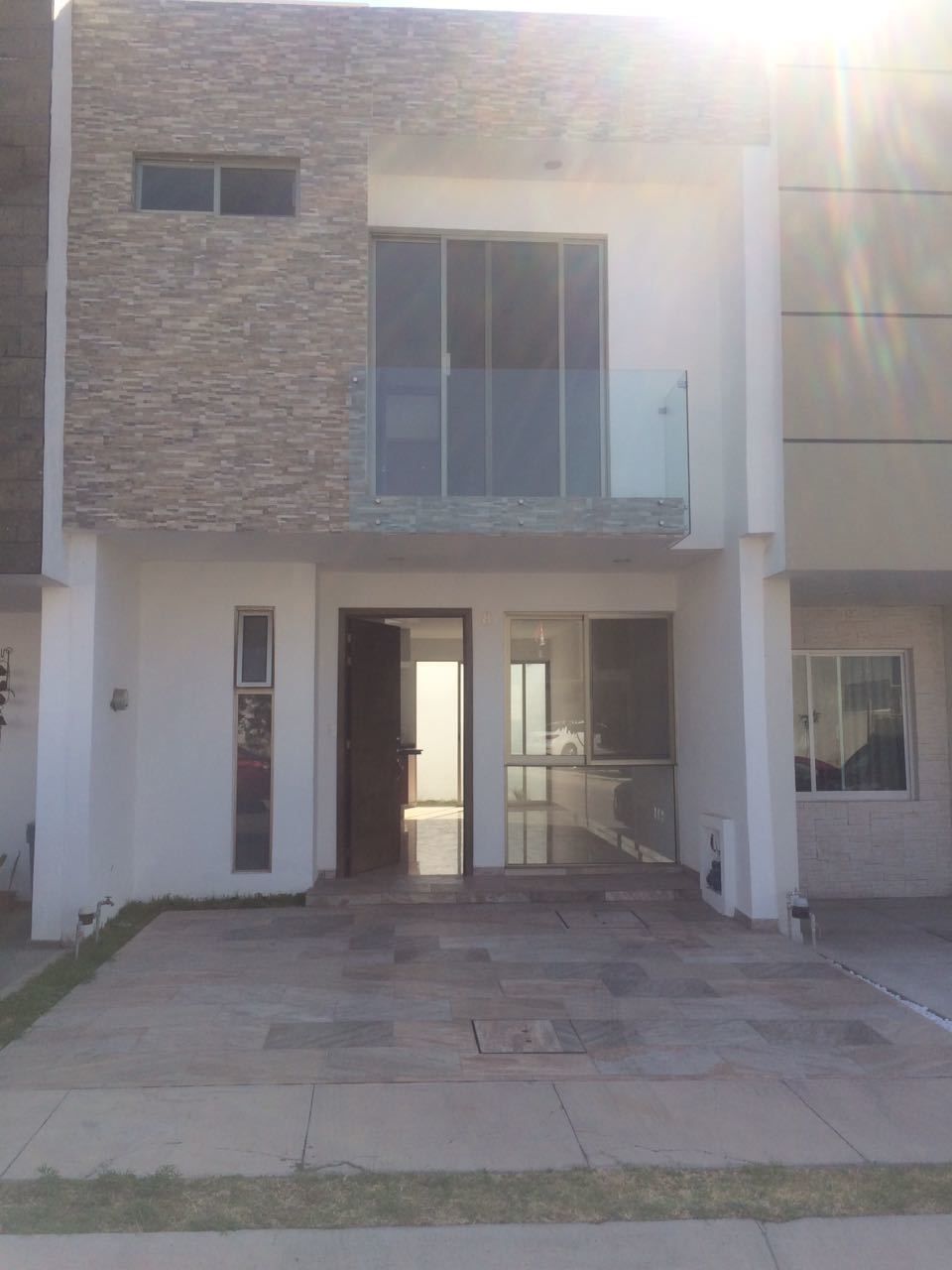 1 de 10: Fachada
