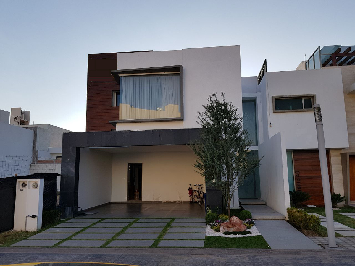 Hermosa casa residencial en Habitat Arauco - Pachuca | EasyBroker
