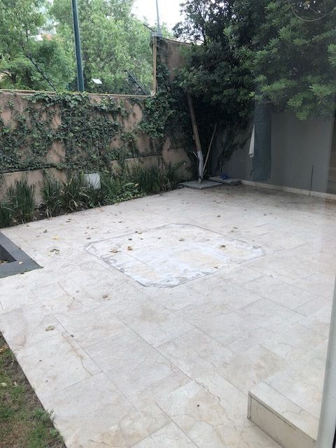 23 de 28