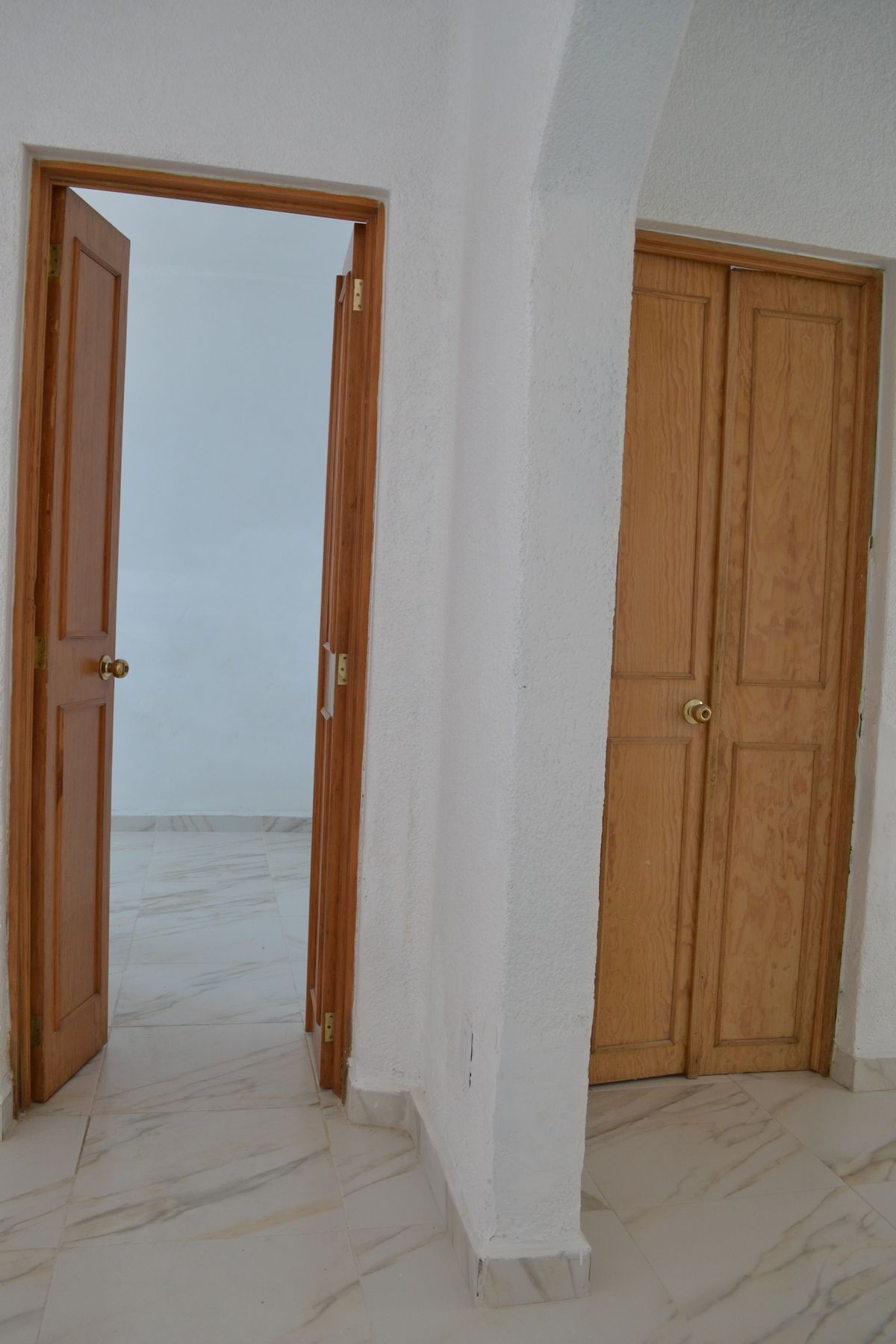 7 de 13: Acceso Recamara 1