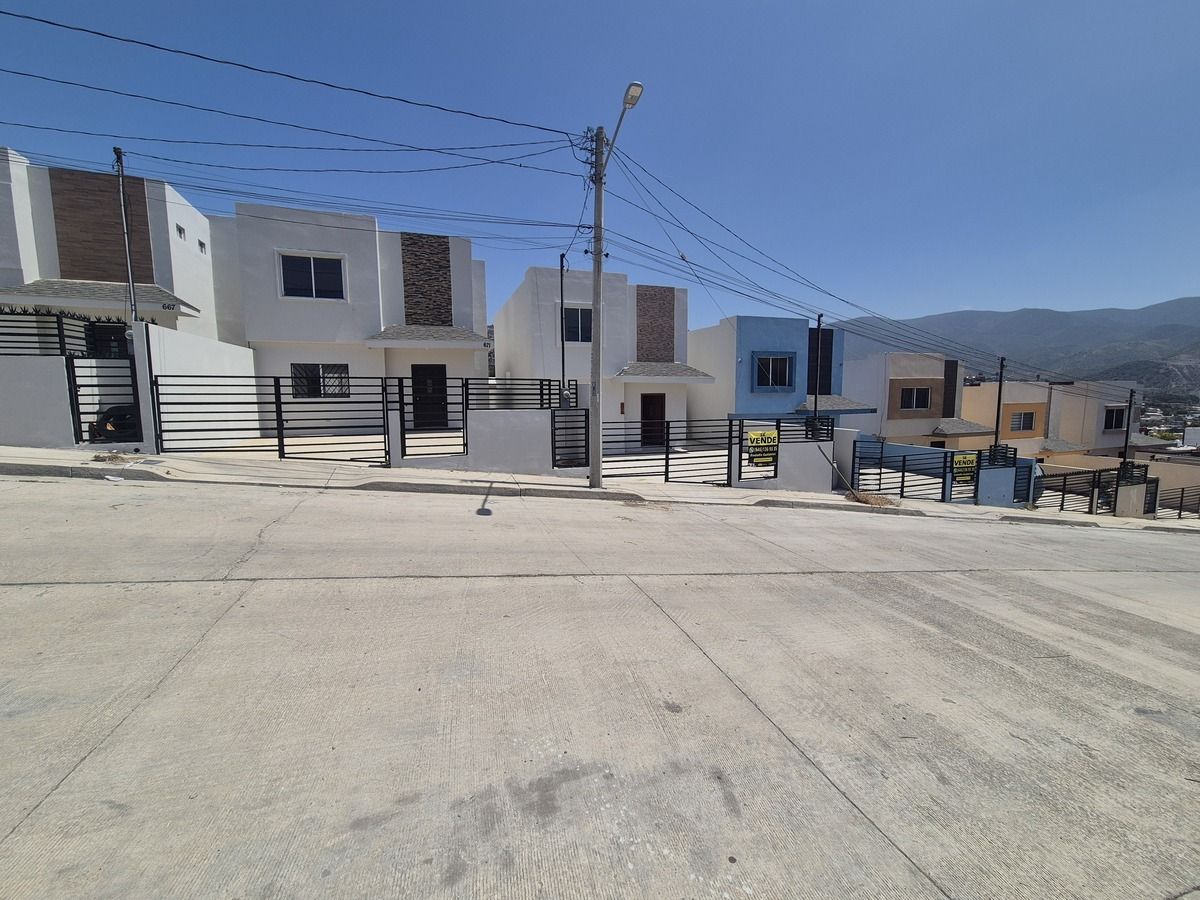 2 de 33: conjunto de casas
