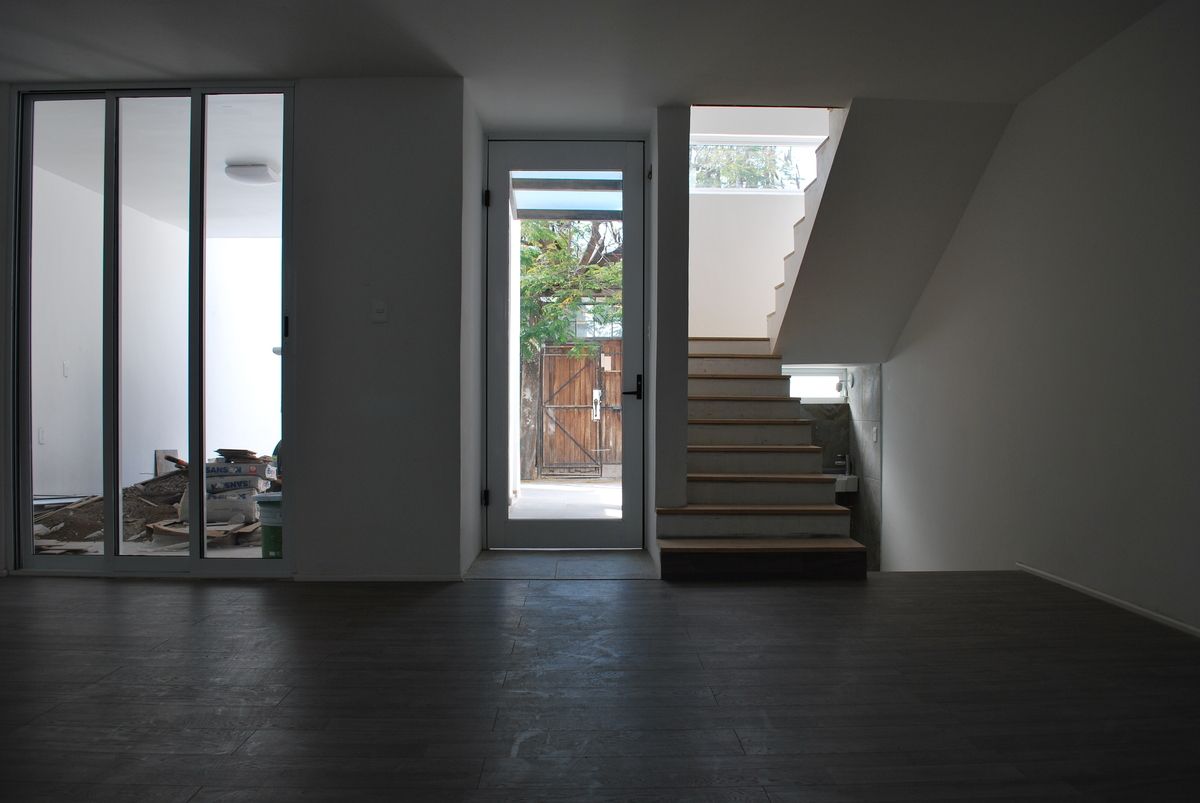 4 de 16: ACCESO A COCHERA