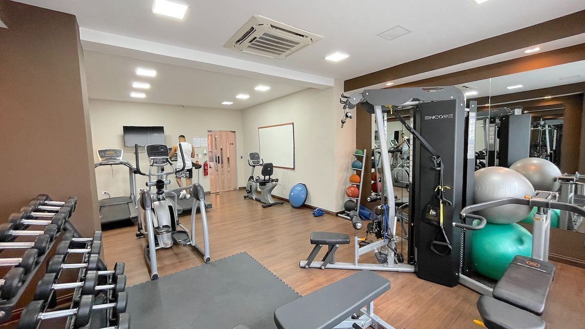 18 de 24: Gimnasio bien equipado 