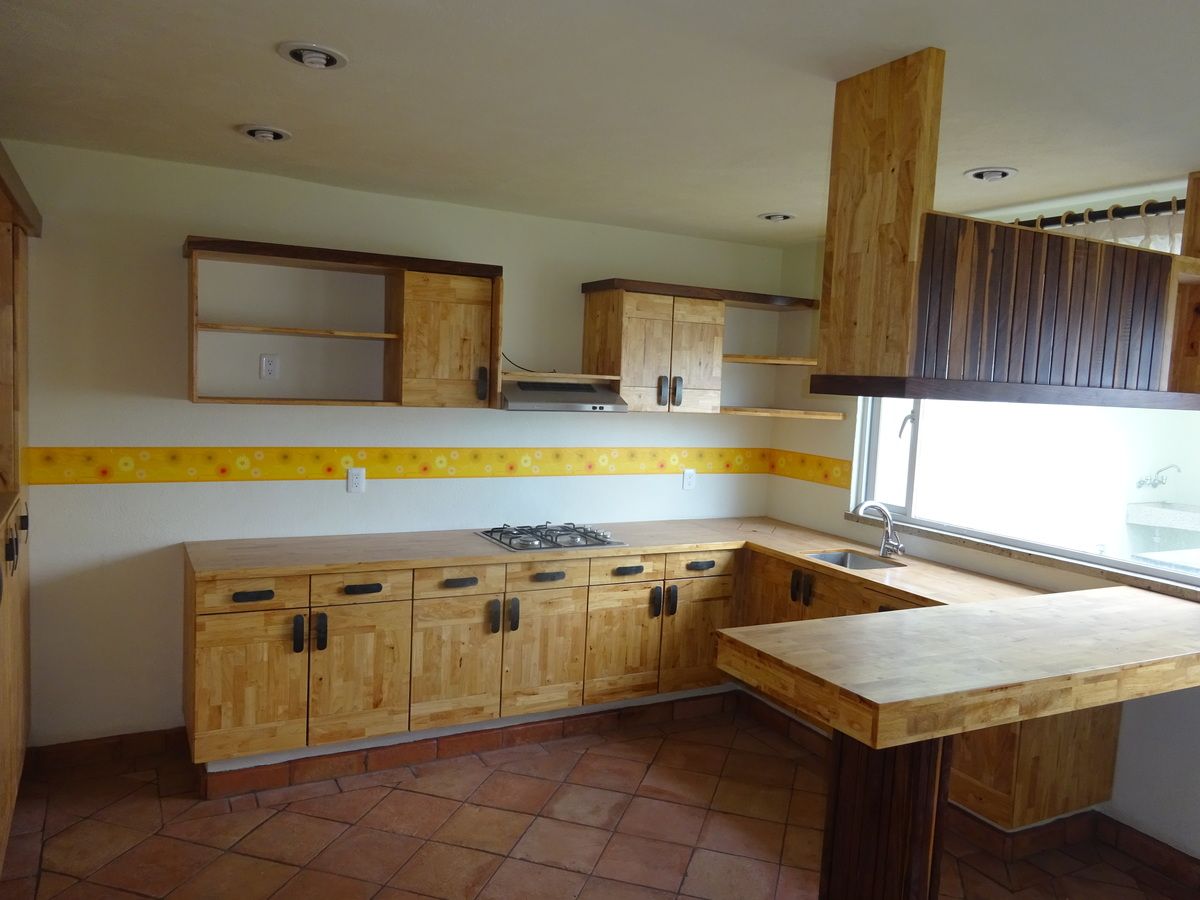 CASA EN VENTA EN LERMA CON JARDIN 3 RECAMARAS - foto 3