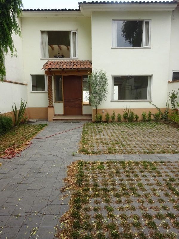 CASA EN VENTA EN LERMA CON JARDIN 3 RECAMARAS