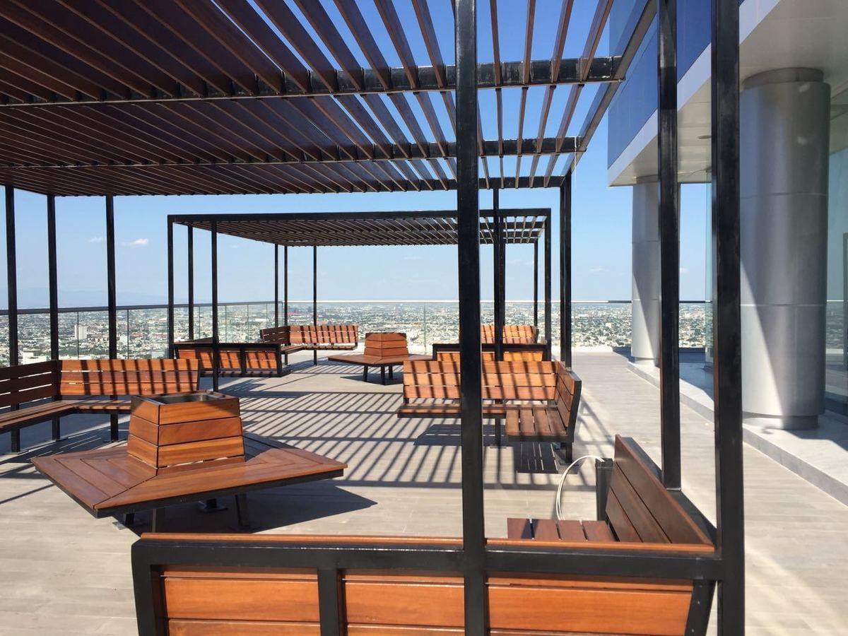 11 de 12: ZONA EXTERIOR 