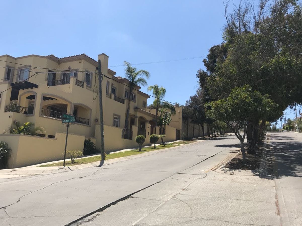 Casa en Zona Dorada Chapultepec 9a Seccion.