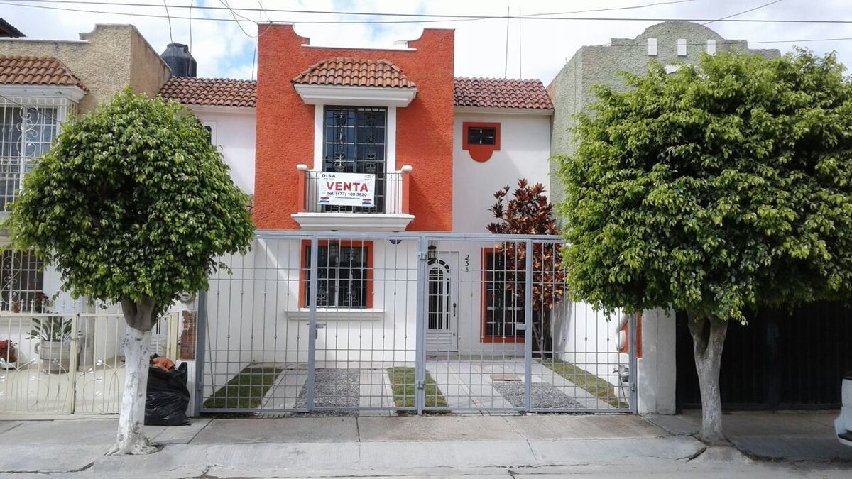 Casa En Fraccionamiento El Condado Plus Guanajuato, 0 M², $... -  Allproperty