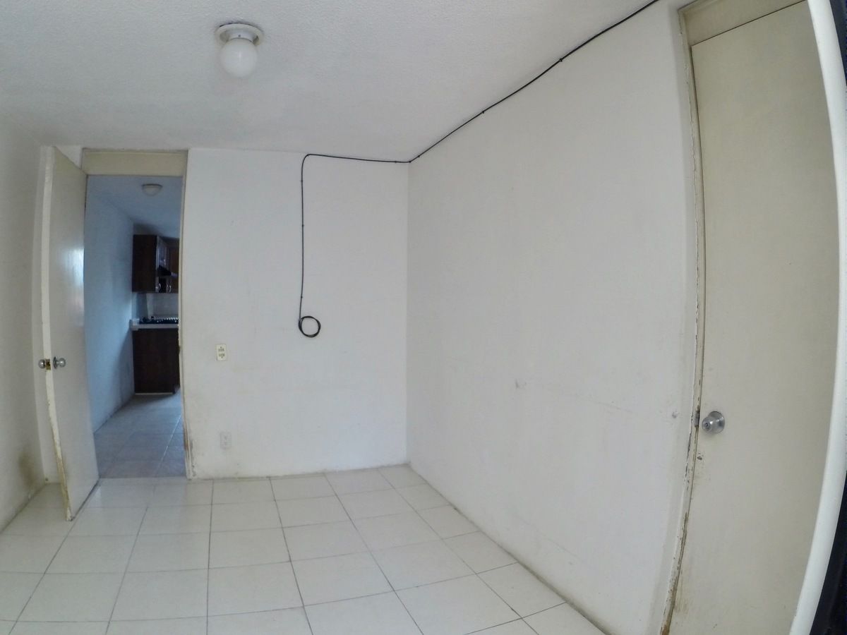 11 de 24: CUARTO DE SERVICIO CON BAÑO COMPLETO