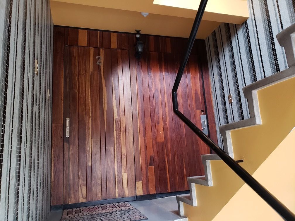 3 de 16: ACCESO AL DEPARTAMENTO