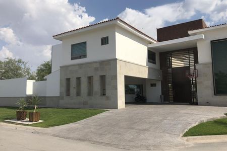 CASA EN FRACCIONAMIENTO MONTEBELLO | EasyBroker