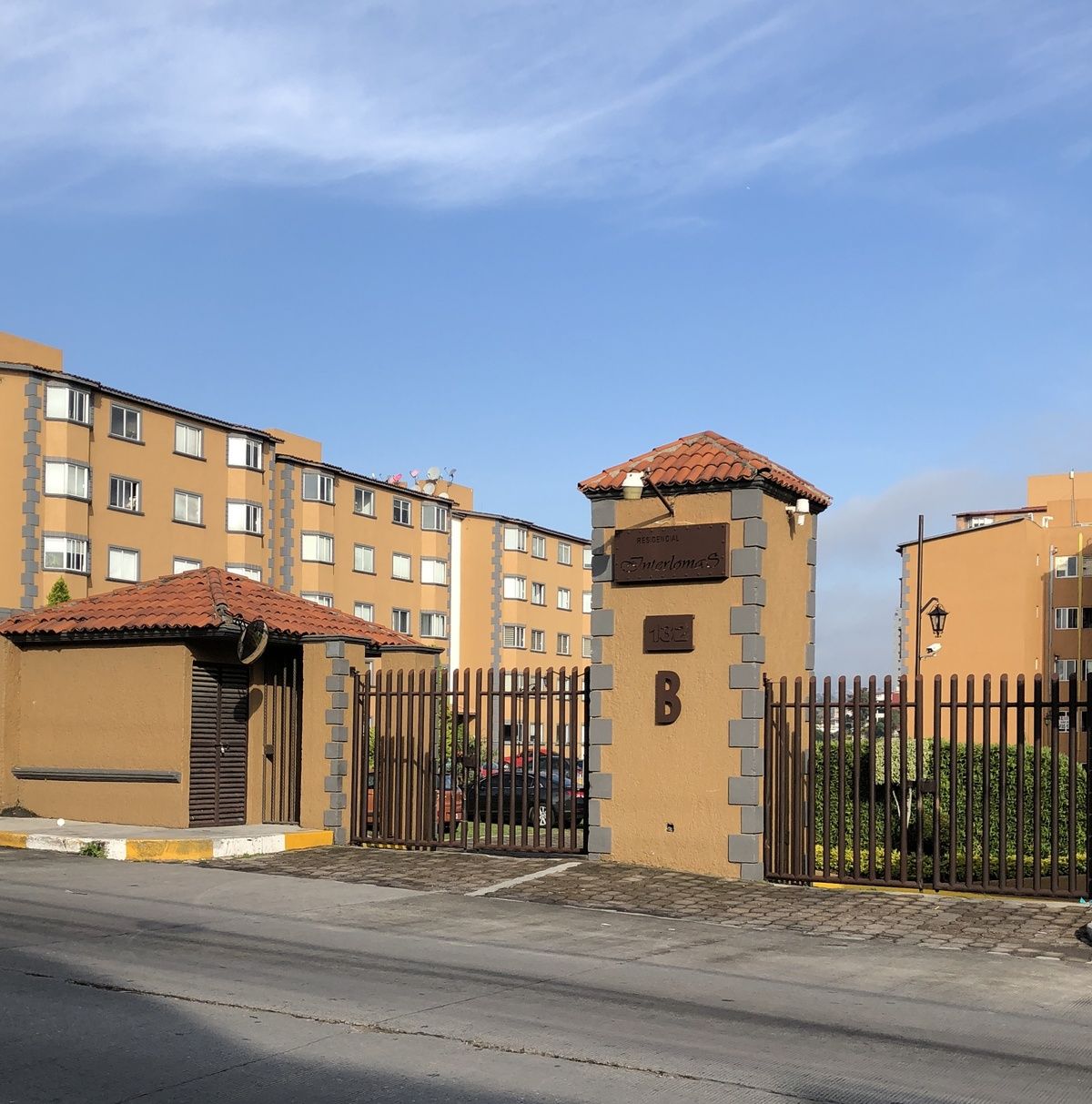 1 de 14: Fachada Desarrollo Residencial Interlomas