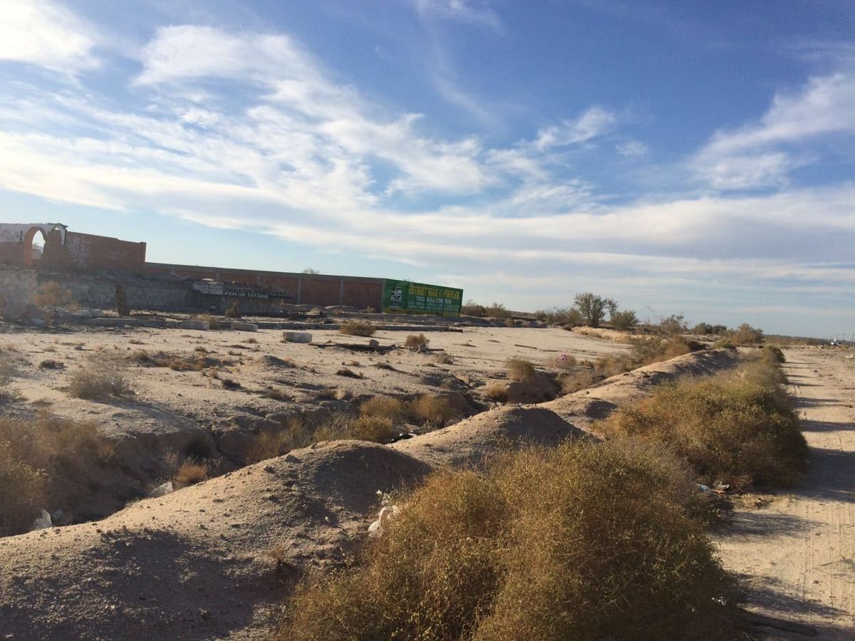 DE REMATE!! 5.2 ha EN MEXICALI- SOBRE CARRETERA, GASOLINERA, PLAZA COMERCIAL. - foto 5