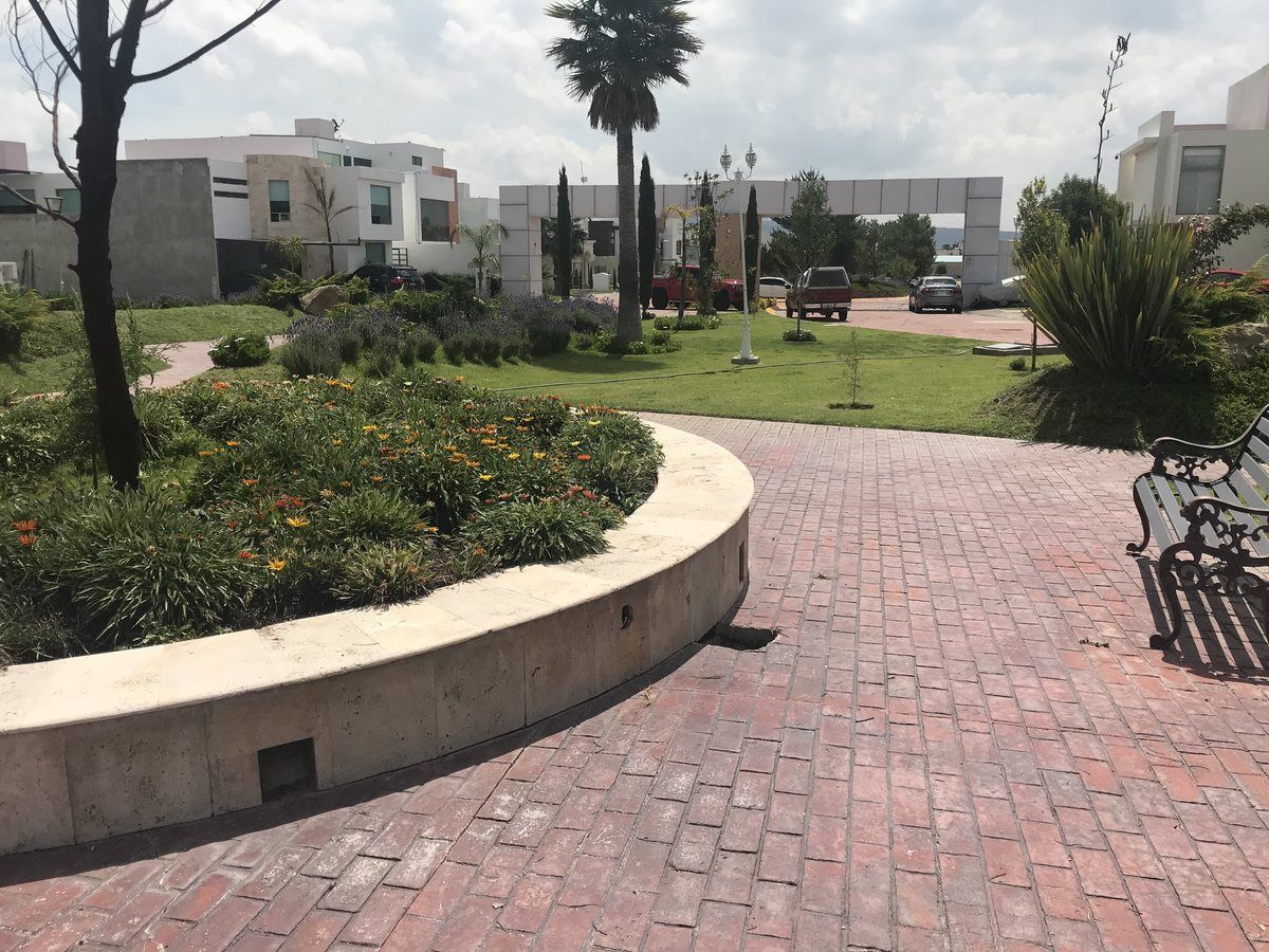 3 de 11: Lote en venta - La Excelencia Residencial - Pachuca 