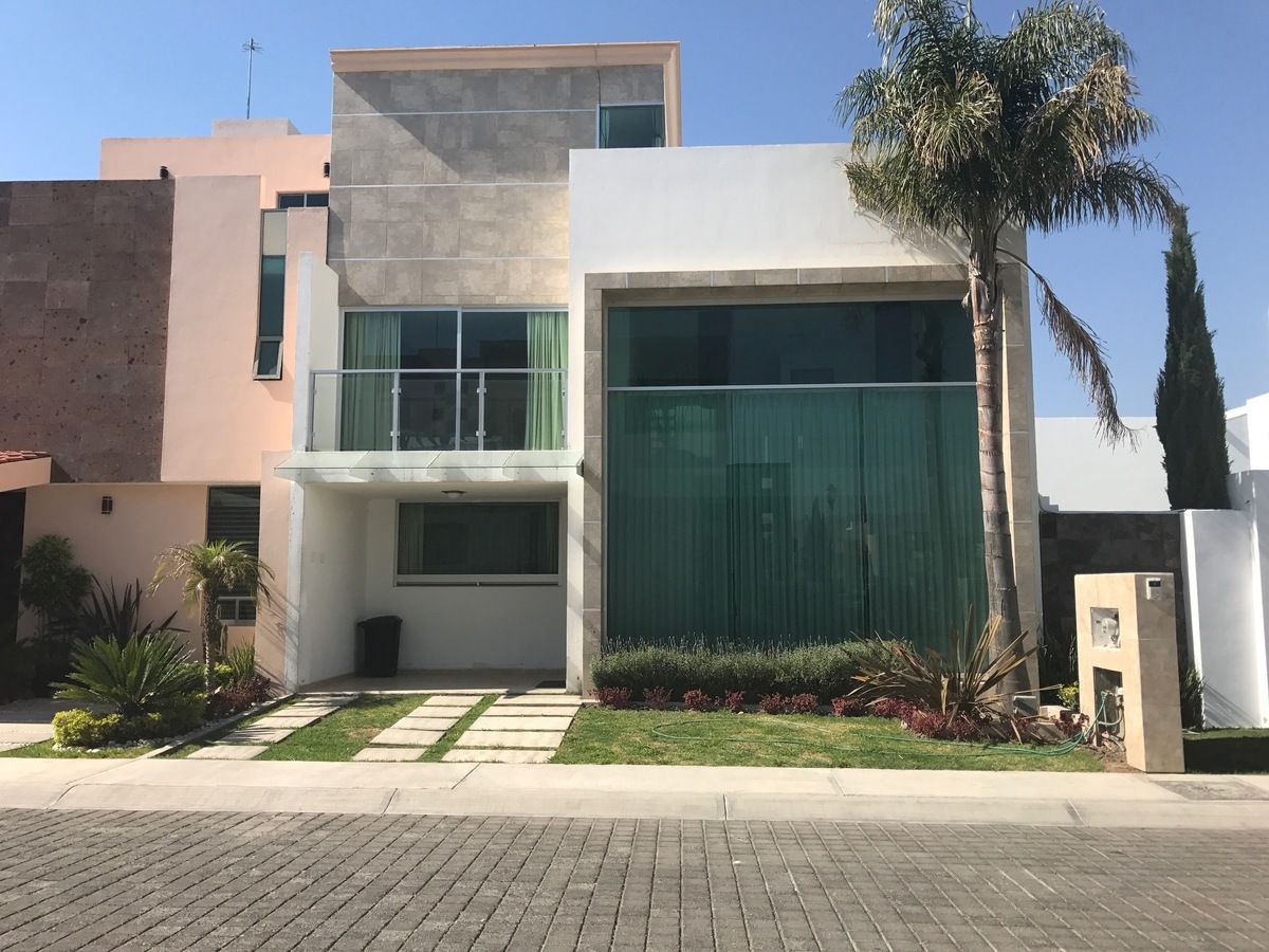 RENTA Casa Estilo Minimalista en Zona Plateada, Pachuca, Hgo. | EasyBroker