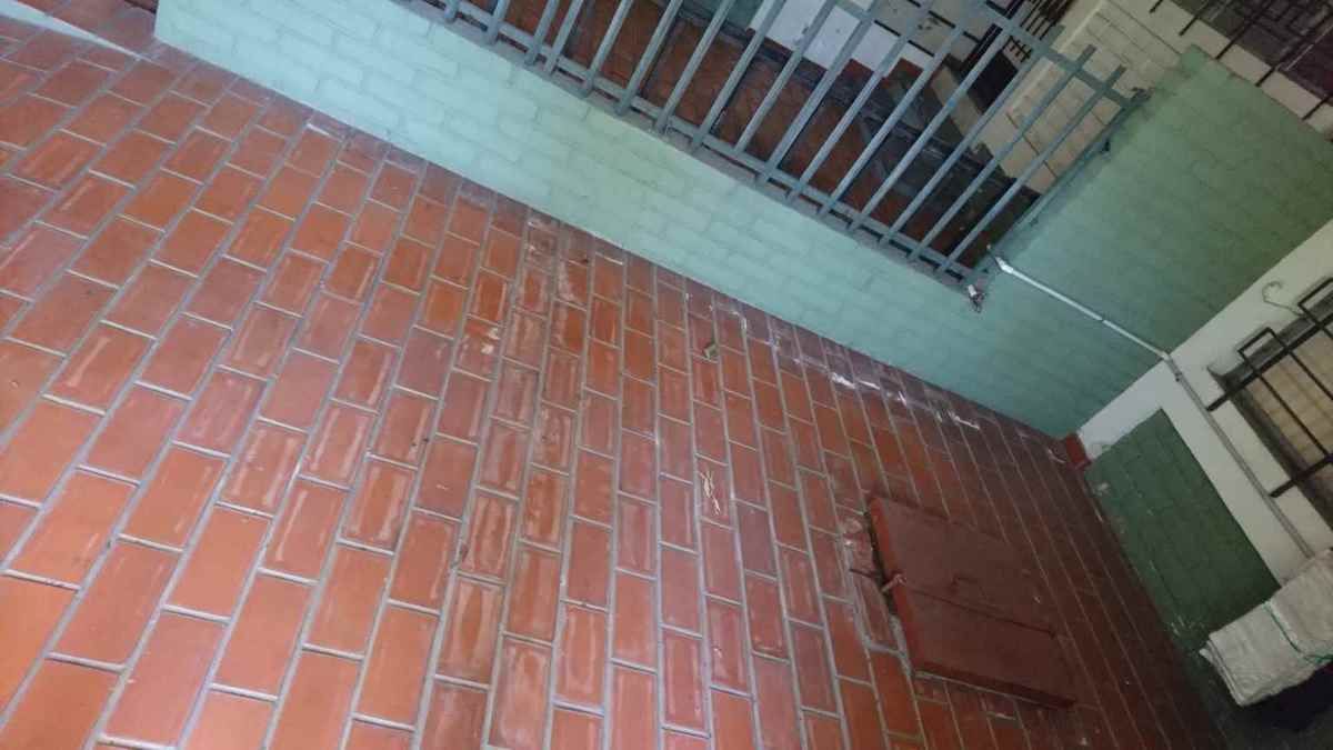 4 de 21: Garaje con portón eléctrico 1 vehículo normal