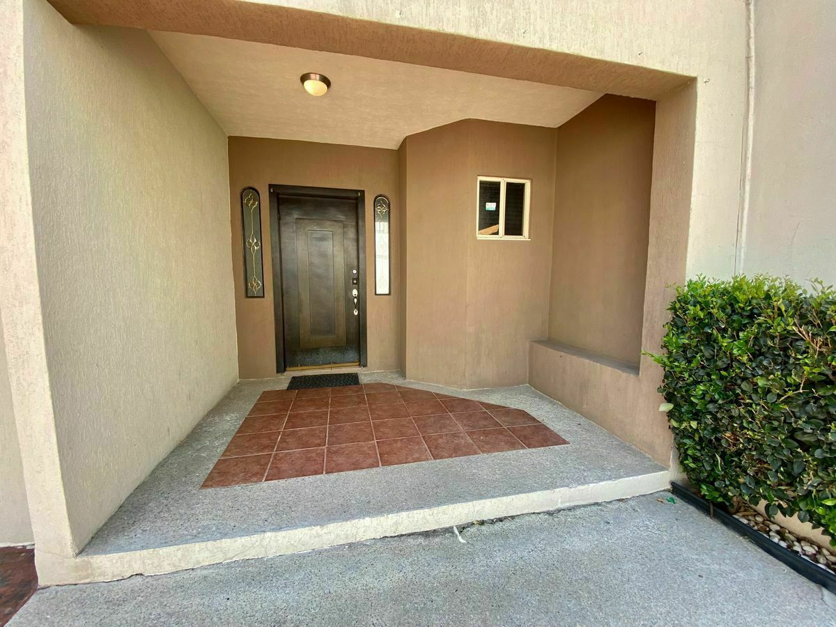 5 de 40: Fachada Principal : zuksa bienes raíces en Tijuana 