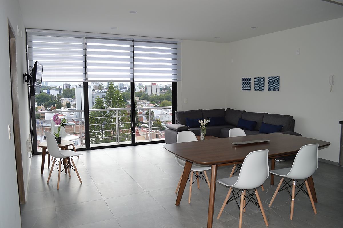 4 de 21: Sala Comedor
