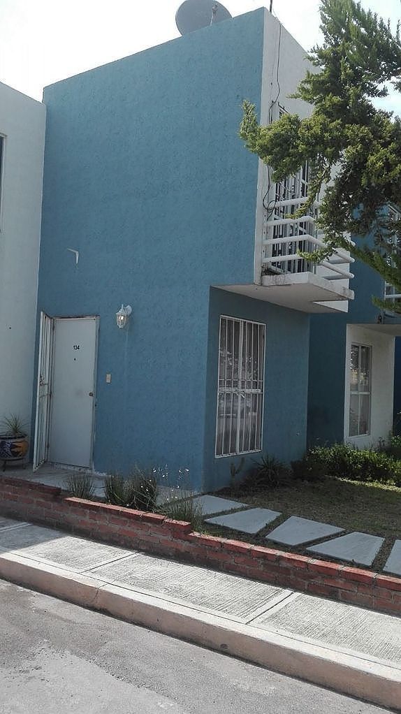 3 of 14: Estacionamiento