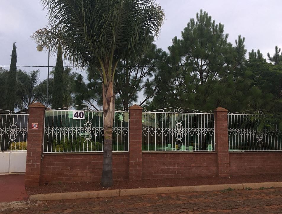 4 de 25