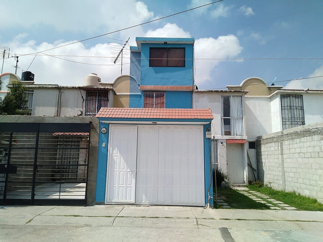 CASA EN RENTA EN FRACC. GALAXIA CUAUTITLAN | EasyBroker