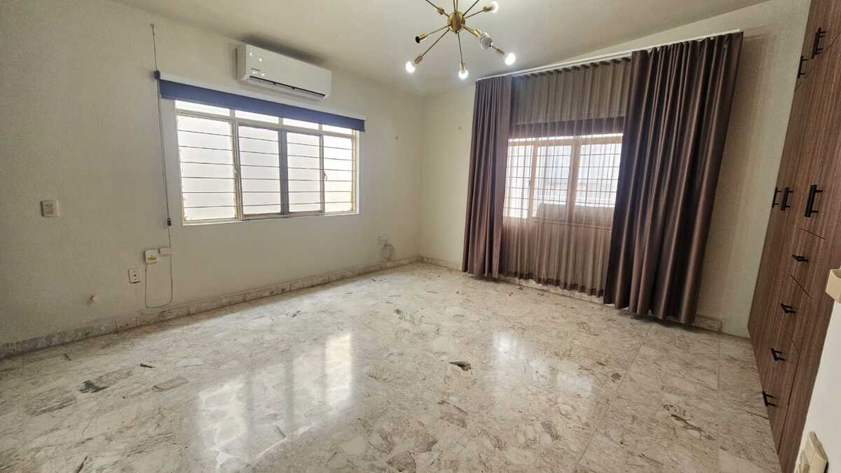 7 de 28: Rec 2 con closet nuevo, clima, persianas y cortinas