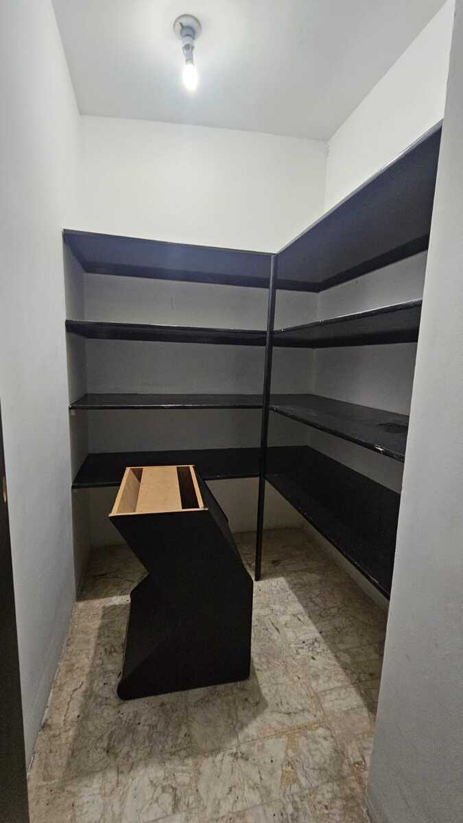 11 of 34: Área de blancos