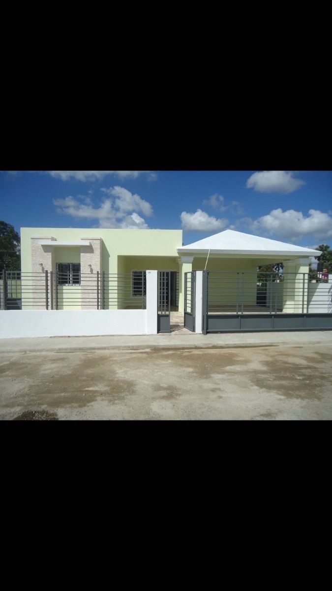 casas en moca republica dominicana