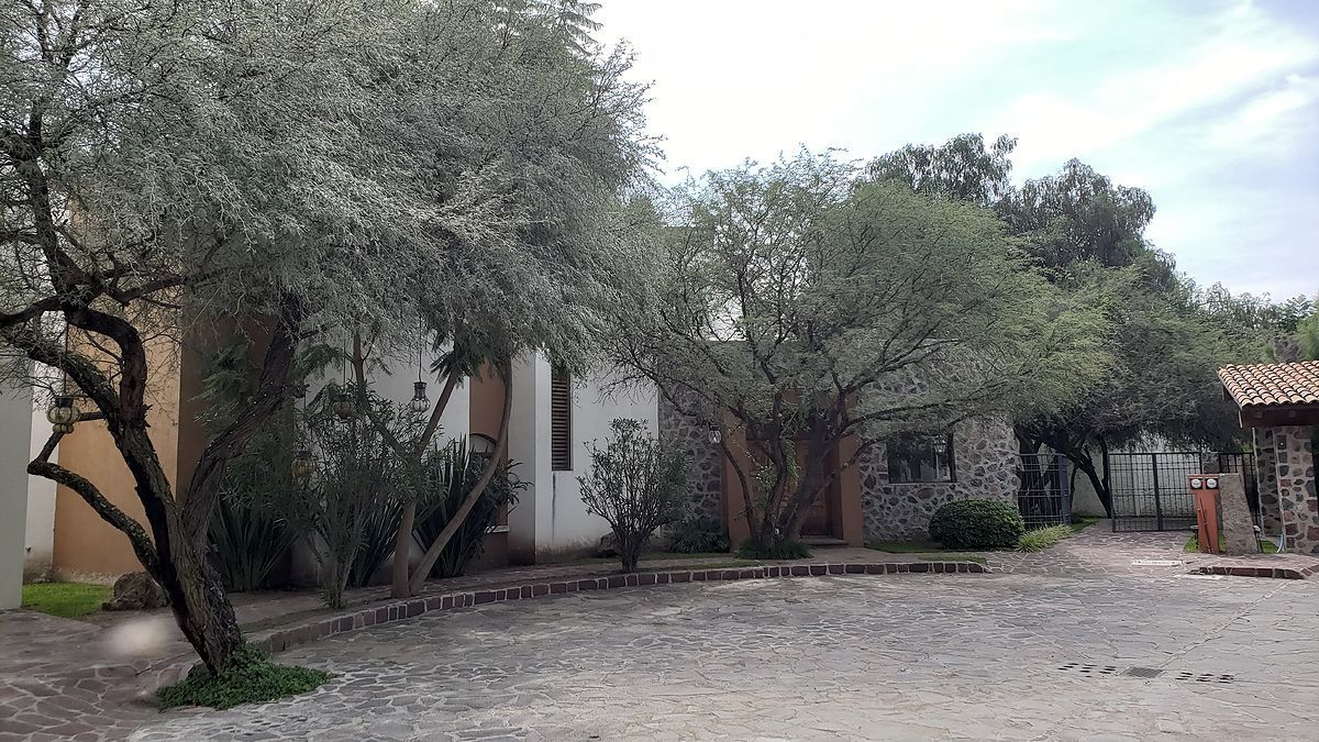 Casa En Venta en San Miguel de Allende. Casa Huizaches. 6 Recámaras. |  EasyBroker