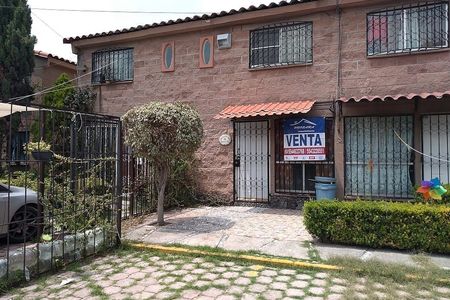 Casa en venta Fraccionamiento Arcos de Tultepec, Estado de México |  EasyBroker