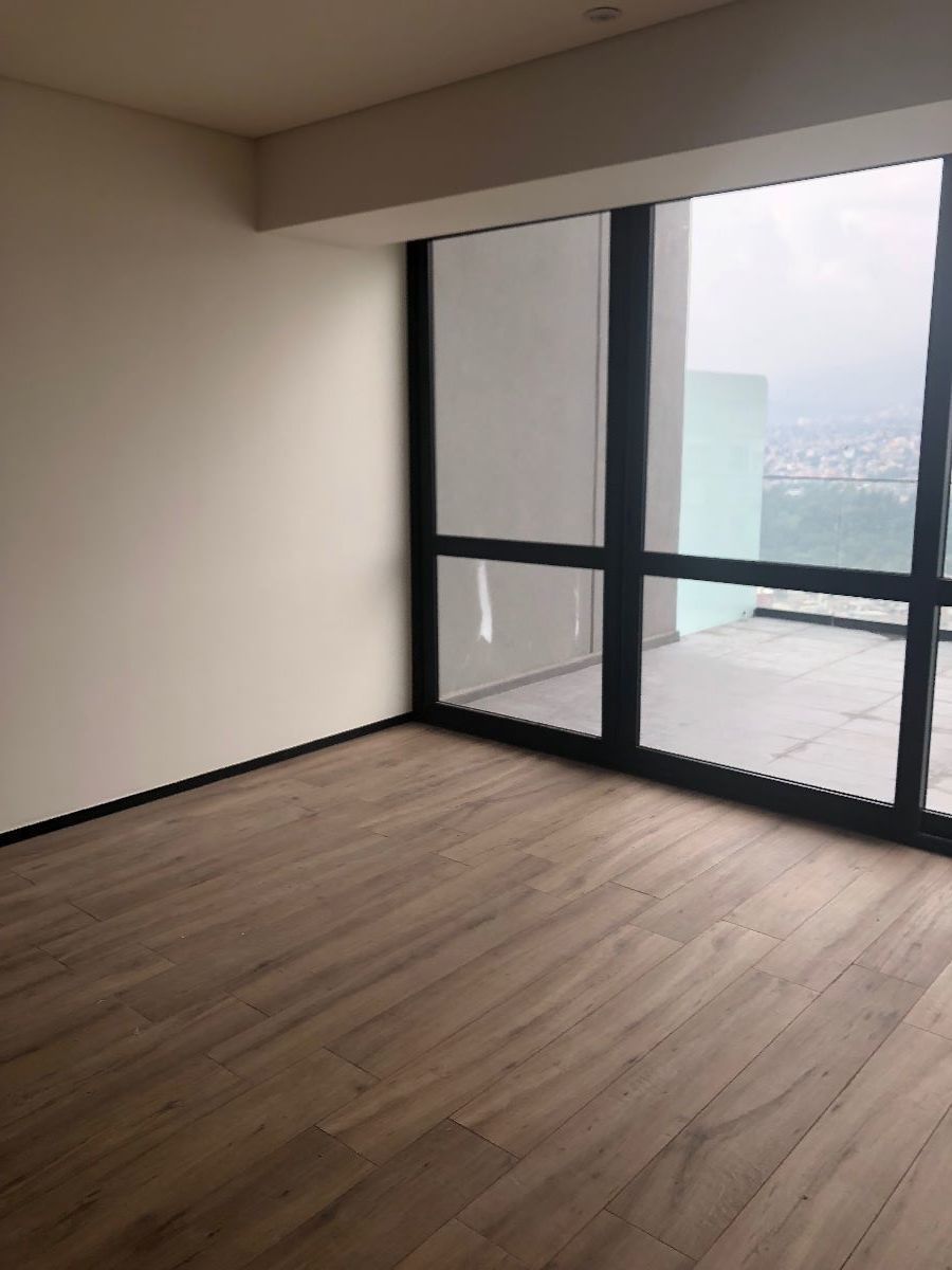 12 de 31: Acceso a terraza