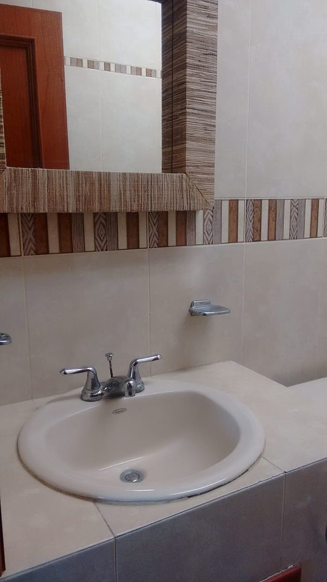 4 de 17: Baño