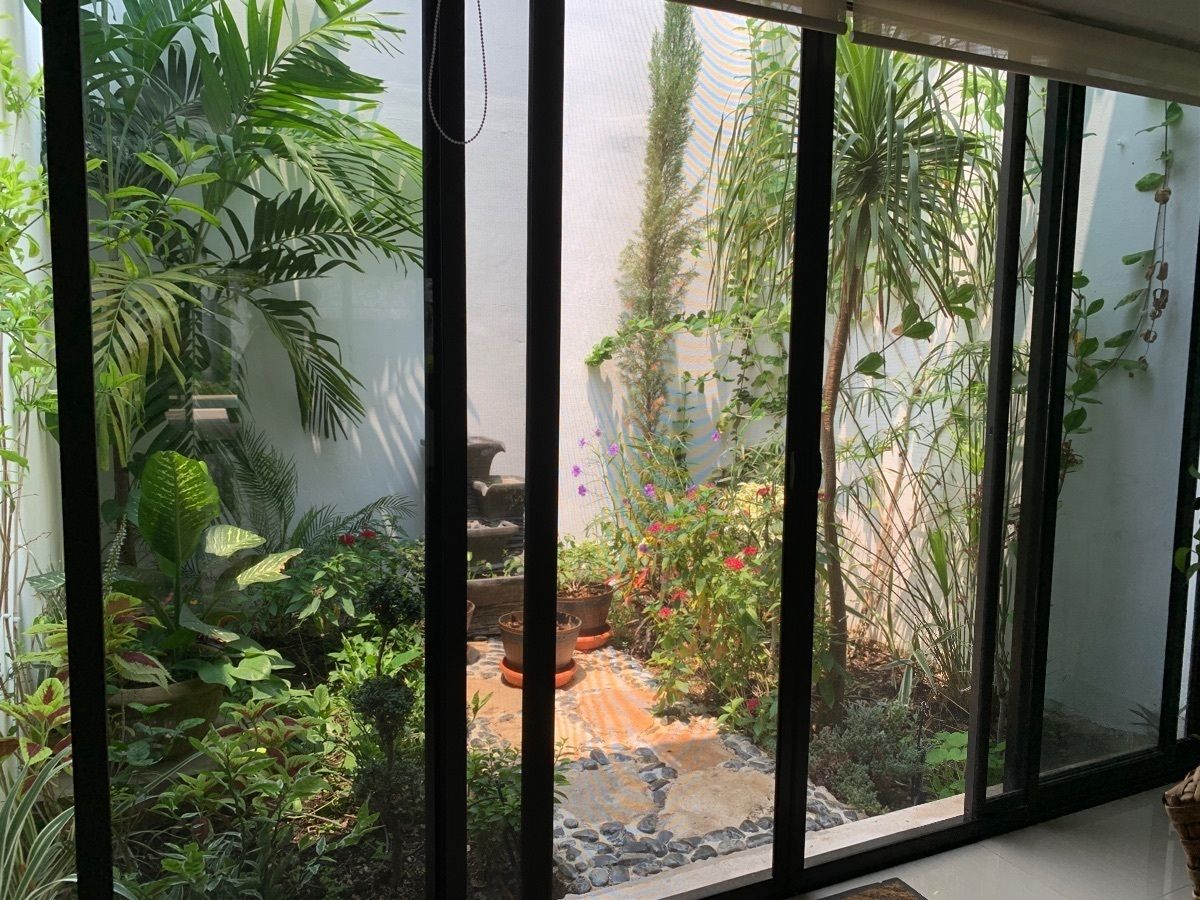 9 of 27