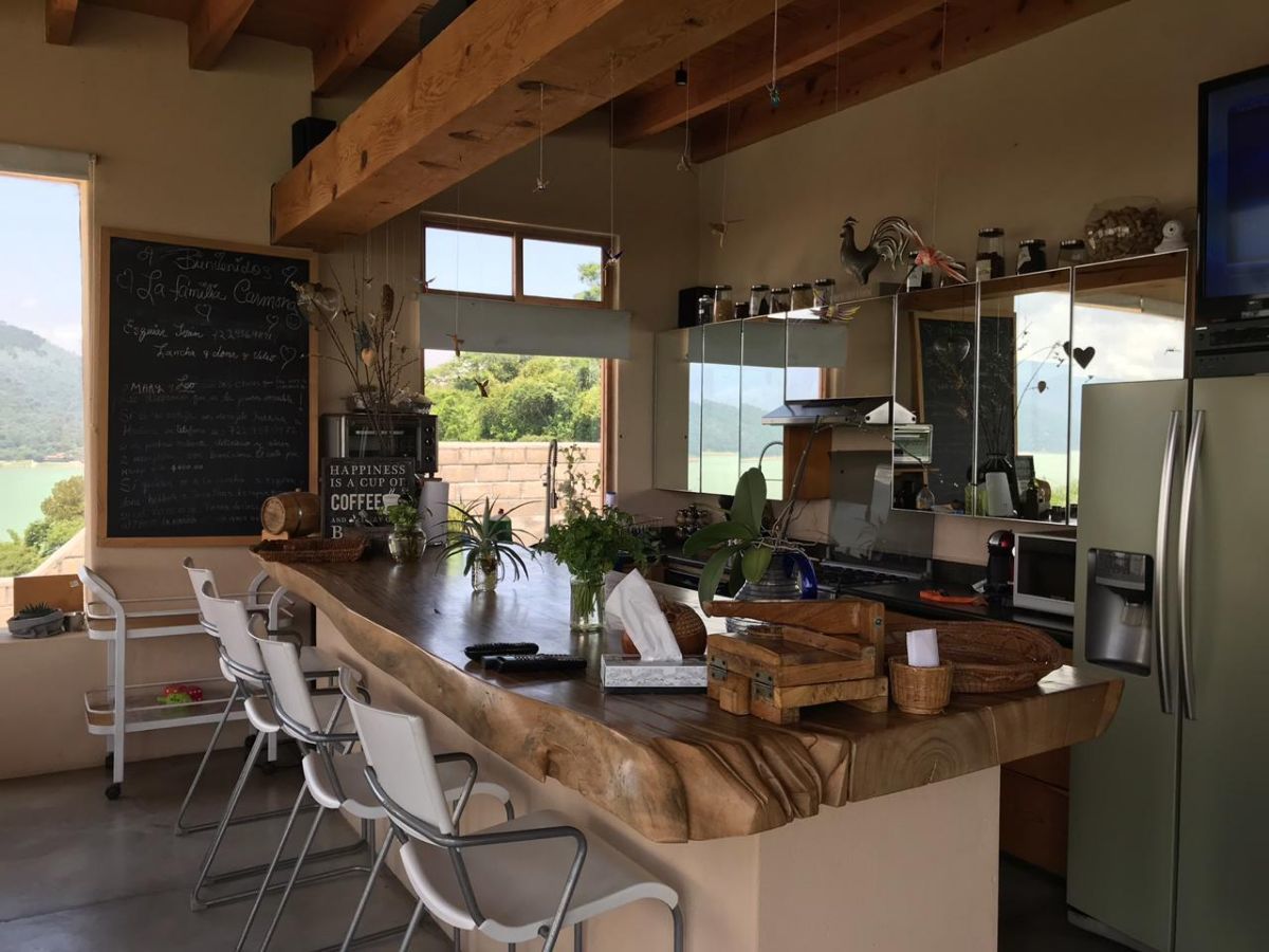 6 of 36: Cocina.