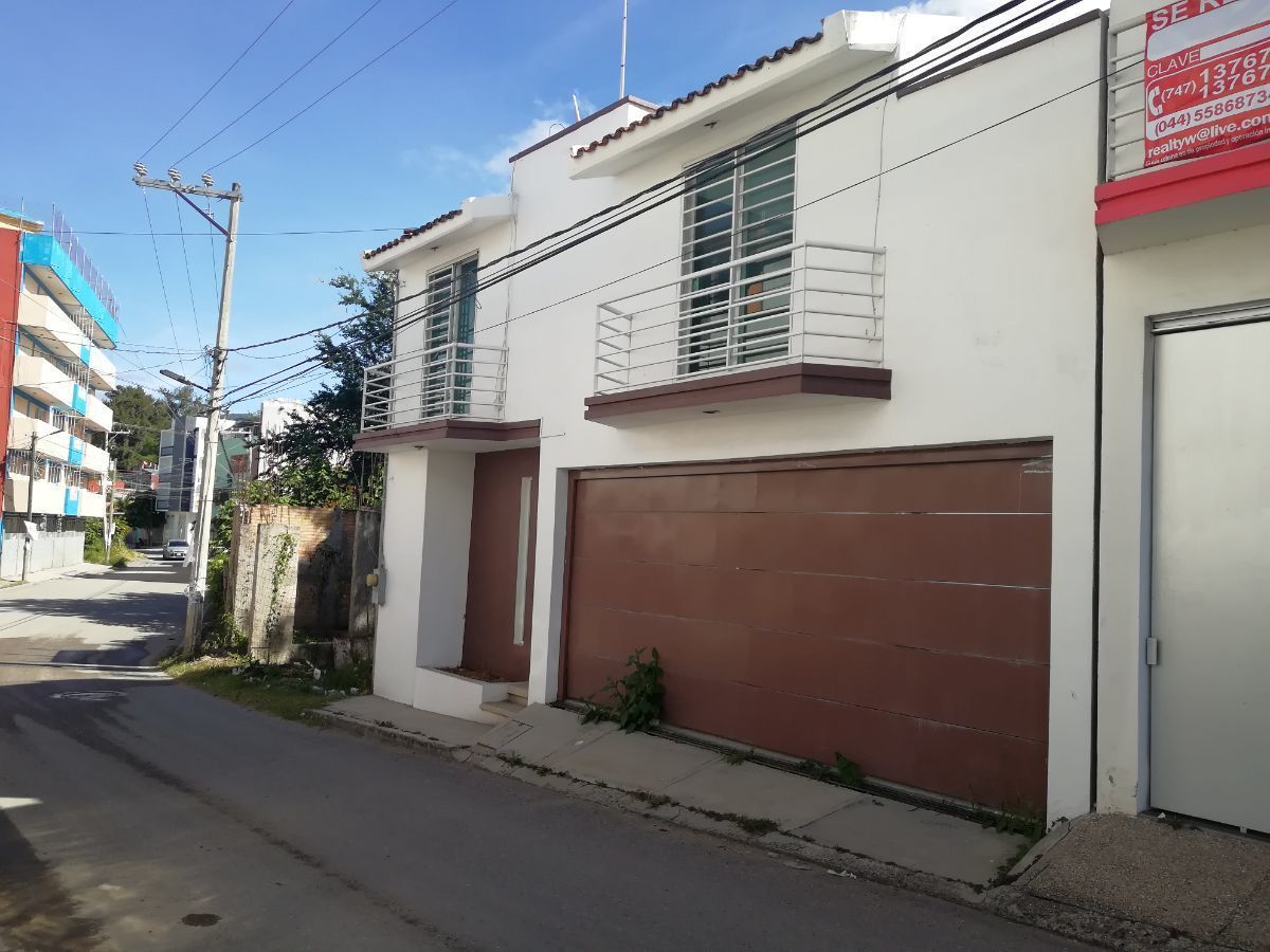 VENTA CASA EN CHILPANCINGO CENTRICA COLONIA OCOTEPEC | EasyBroker