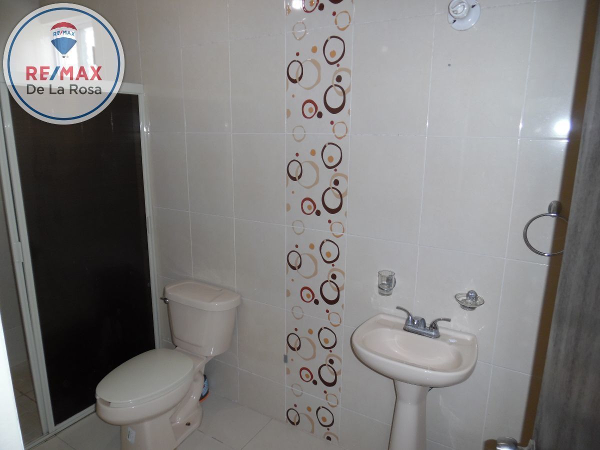 15 de 19: Baño completo P.A. 