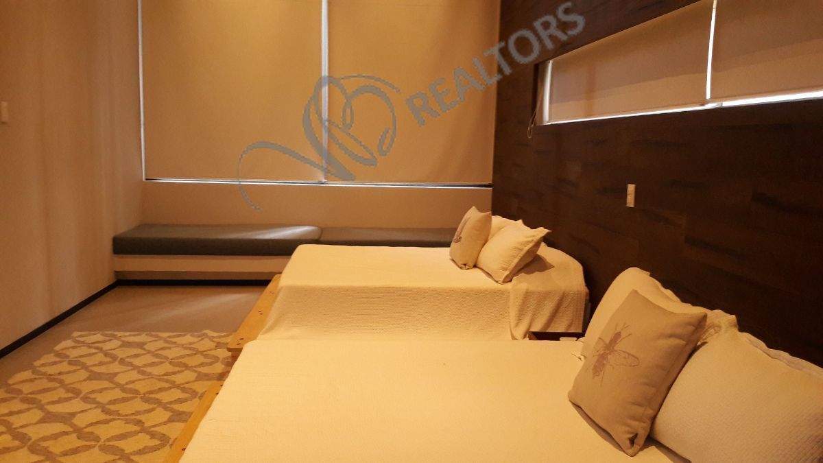 34 of 42: Recámara 1