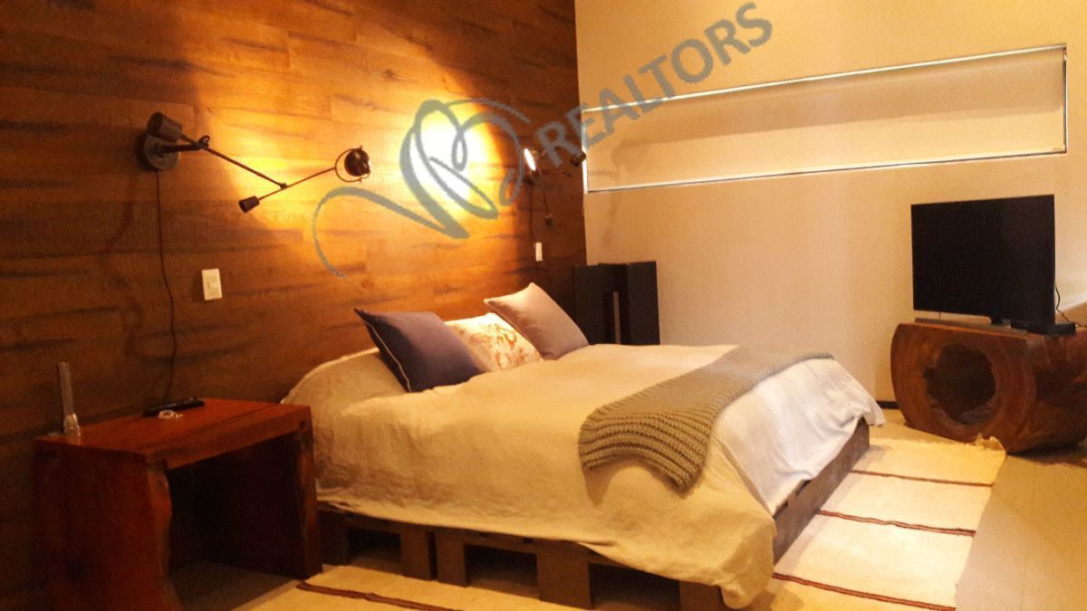 37 of 42: Recámara principal