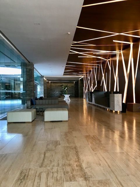 20 de 41: Lobby