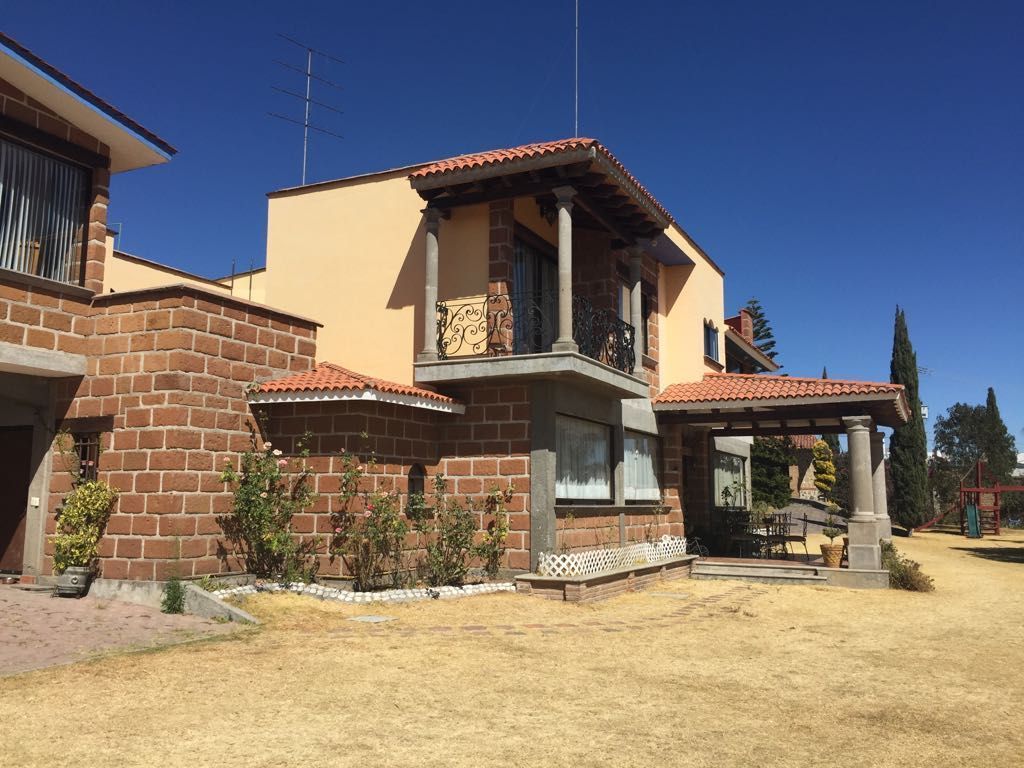 HERMOSA CASA ESTILO MEXICANO EN VENTA UBICADA EN ATLIHUETZIA!