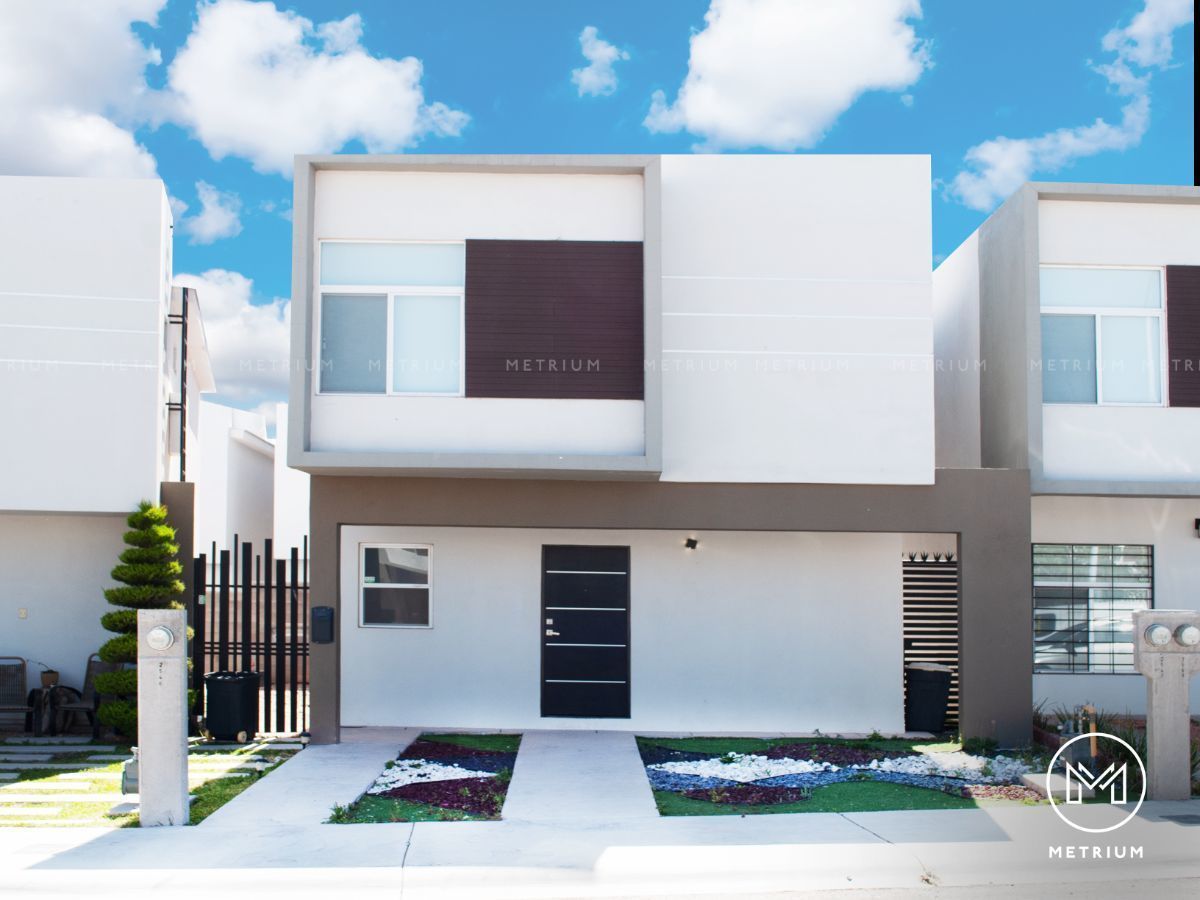 CASA EN VENTA SERATTA 36 EN ZONA RELIZ, FRENTE A PARQUE. | EasyBroker