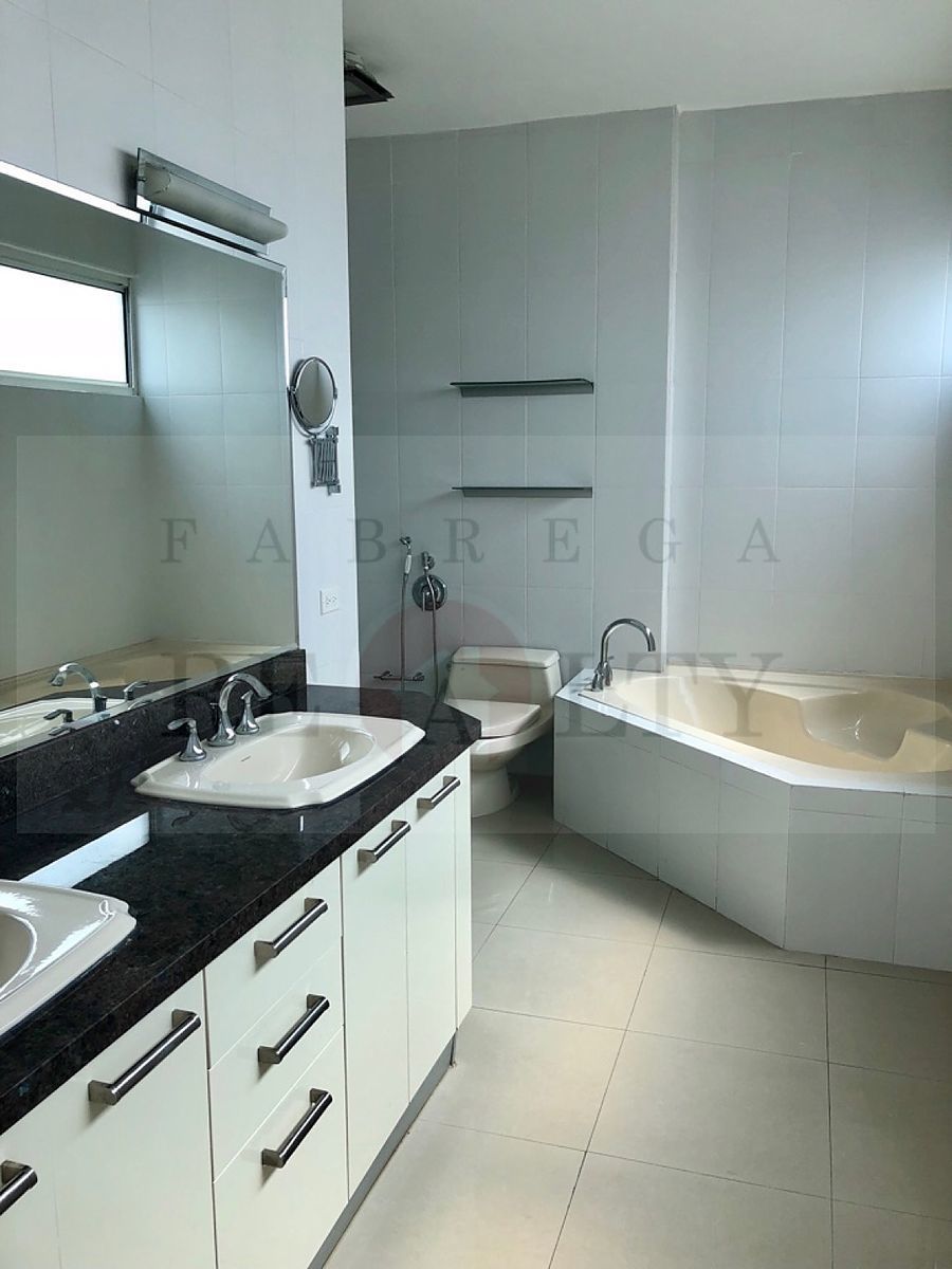 Departamento en Costa del Este, Panamá City, foto 12 de 14