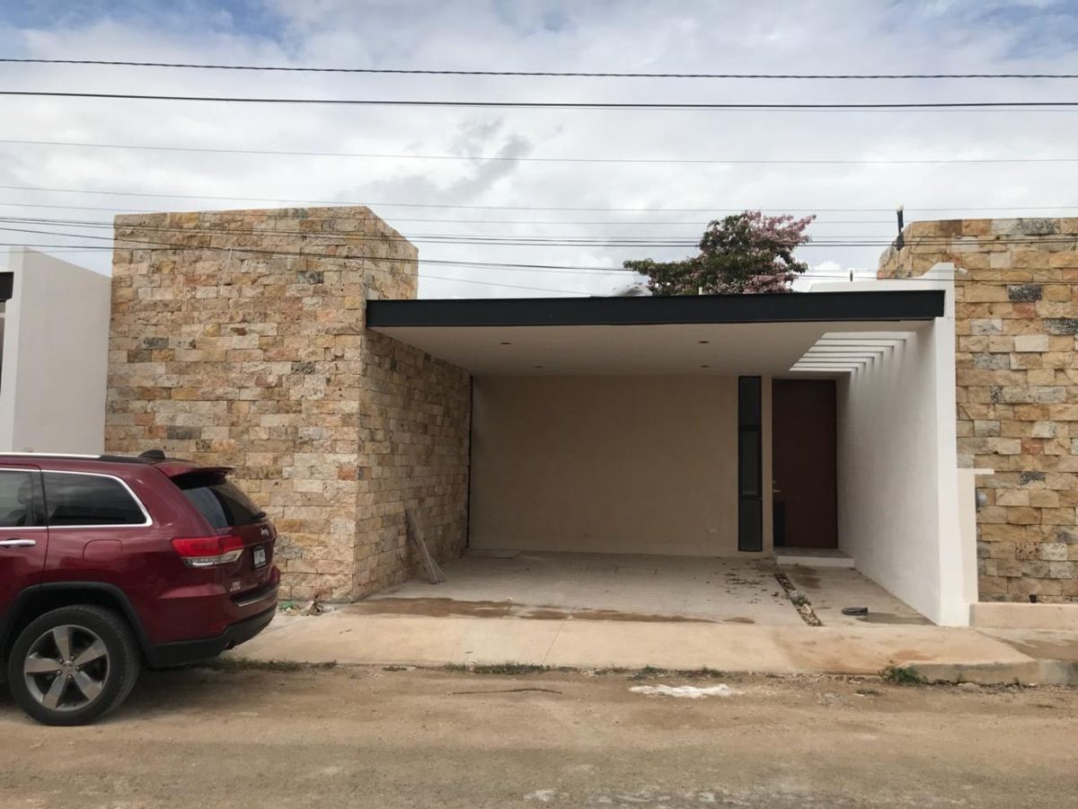 CASA NUEVA DE UNA PLANTA EN VENTA, FRACCIONAMIENTO VILADIU, CHOLUL, MÉRIDA  NORTE | EasyBroker