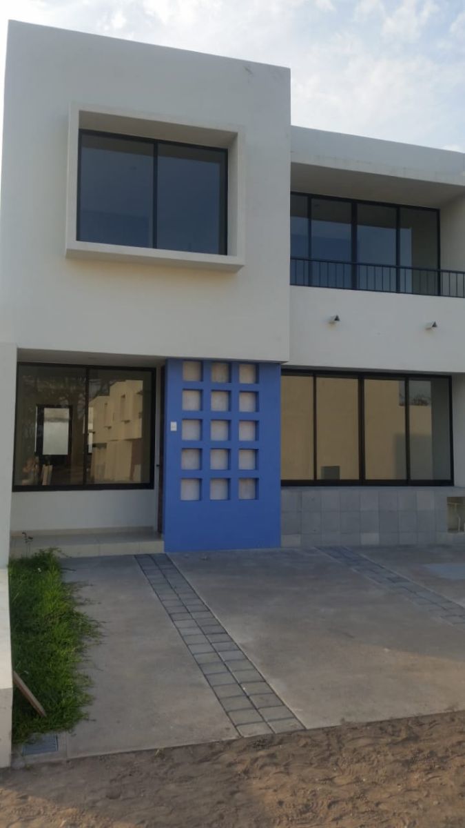 5 de 15: MODELO 2 CASA CON 2 RECS EN P.A. Y 1 REC. EN P.B.