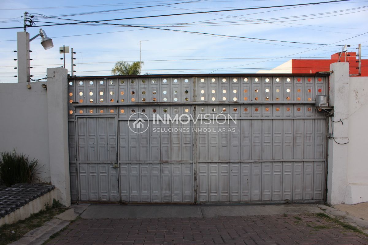 5 de 50: Portón automático