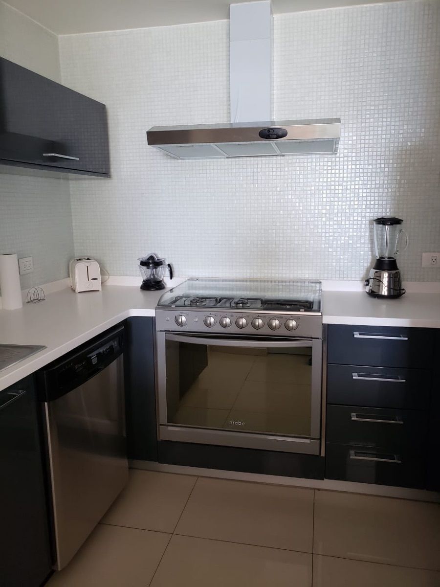 16 de 34: COCINA INTEGRAL