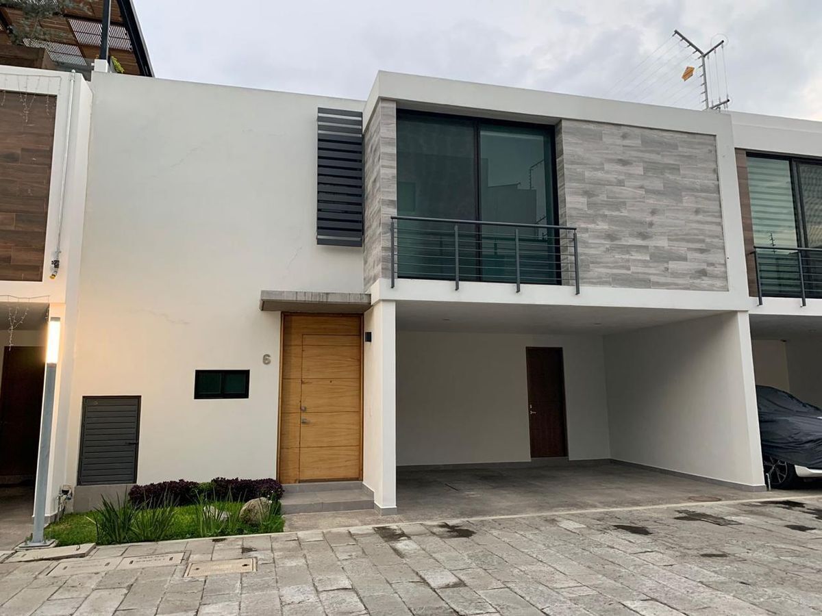 Casa en Renta en Fraccionamiento Oporto, Zapopan | EasyBroker